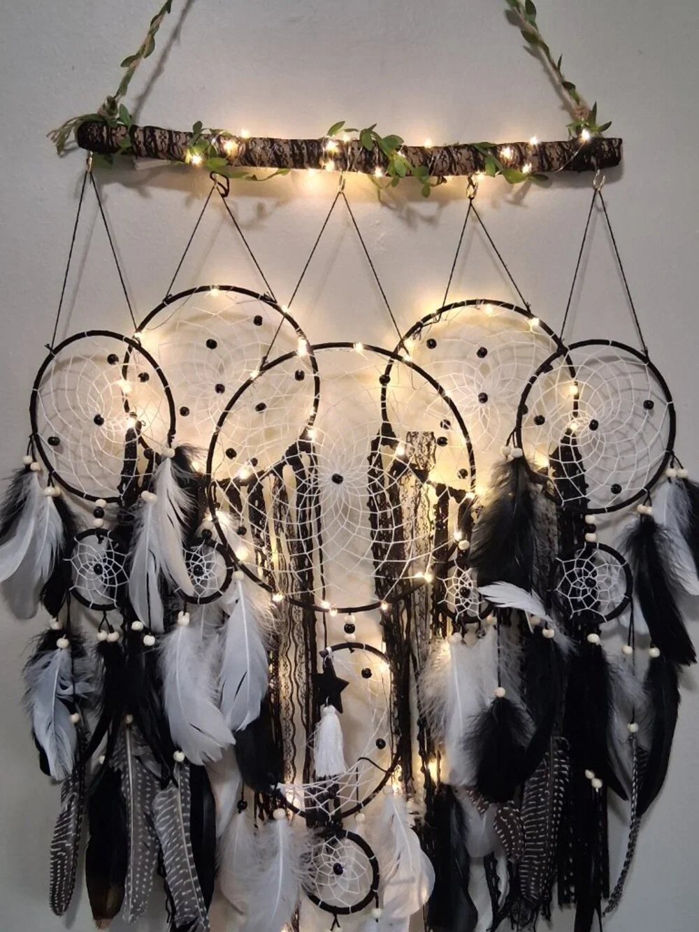 🖤✨ Raven’s Whispering Veil – 5 Ring Dreamcatcher with LED Lights ✨🖤